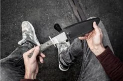 Böker Arbolito Esculta Micarta 02BA593M Outdoor Bowie Knife -Böker Store BO02BA593M 11 sfeerfoto